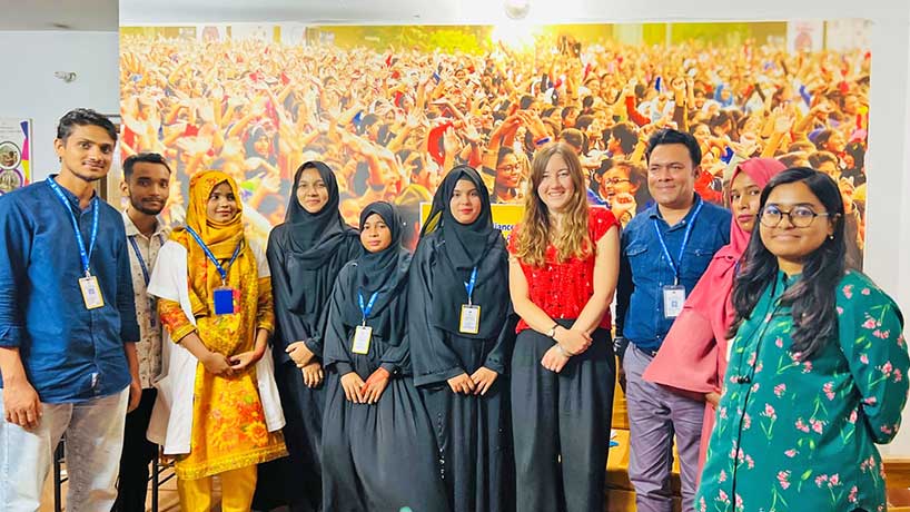 The Orbis team visited ACLAB Cox’s Bazar Office